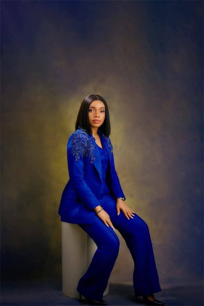 Royal Blue Formal Women Suits  - огляд і ціна Women'S Formal Wear Tuxedo