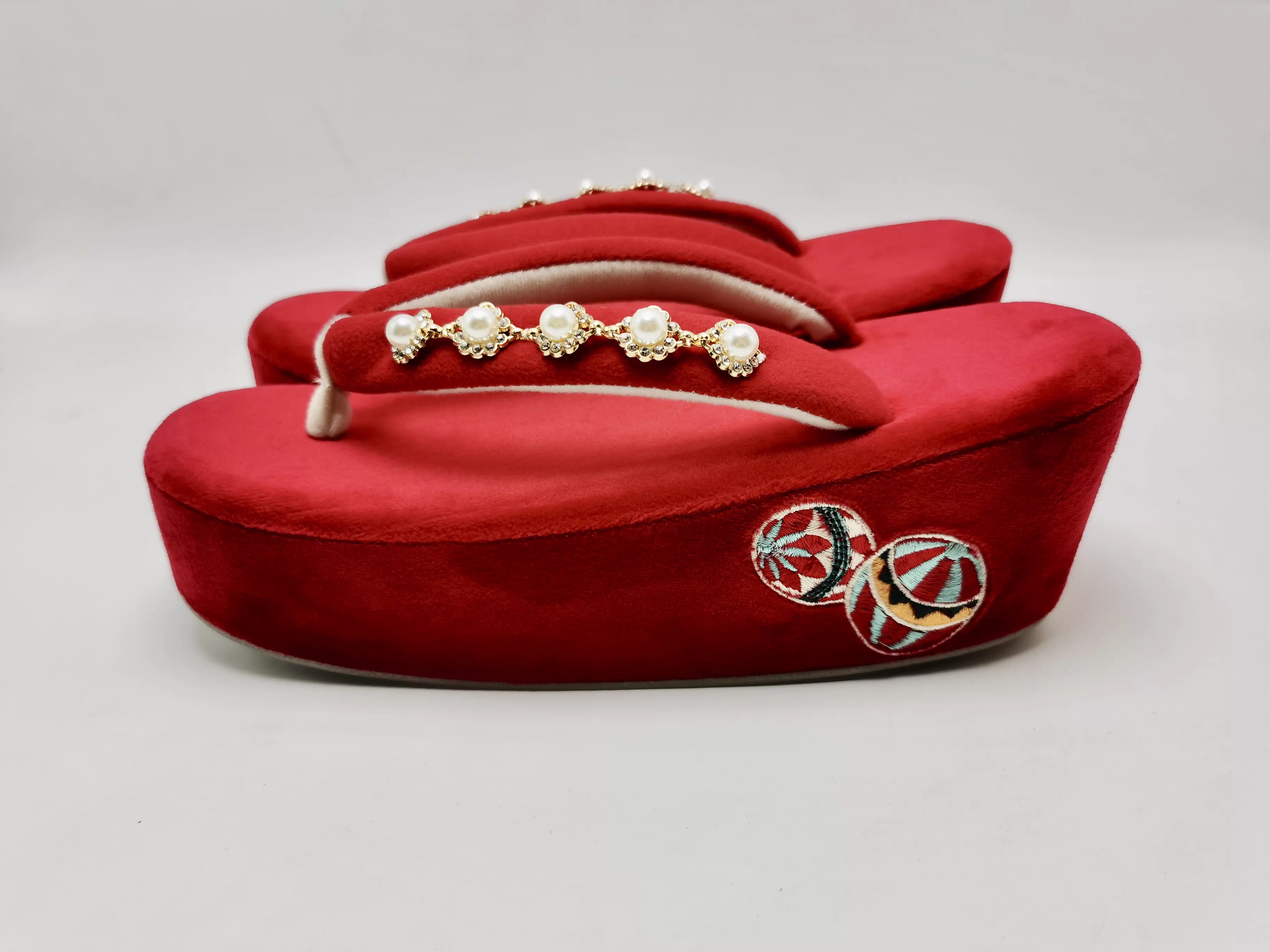 Japanese Cork-Soled Sandals (Z - огляд і ціна Japanese Women Formal Wear