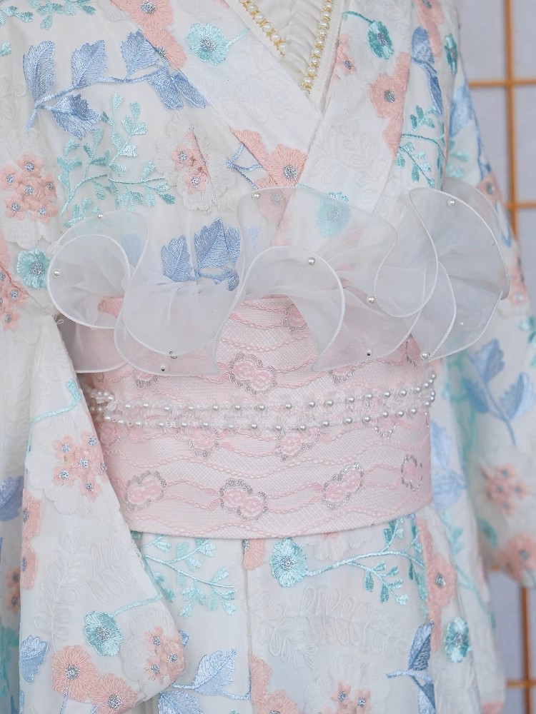 Lace-Trimmed Kimono Undergarme - огляд і ціна Japanese Women Formal Wear