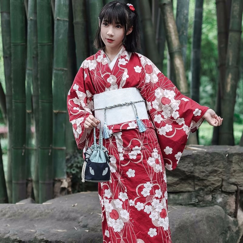 Red Japanese Yukata Kimono Fem - огляд і ціна Japanese Women Formal Wear