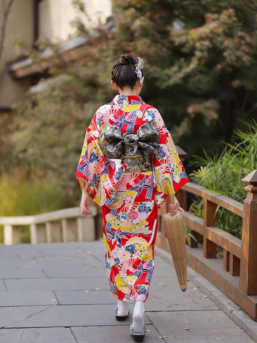Women's Japanese Traditional K - огляд і ціна Japanese Women Formal Wear