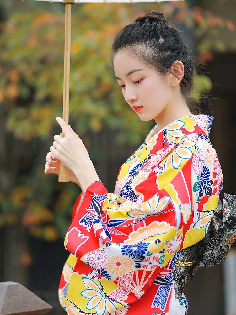 Women's Japanese Traditional K - огляд і ціна Japanese Women Formal Wear